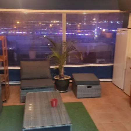 Apartmán Atico Con Vistas , Jacuzzi , Terraza Y Barbacoa *