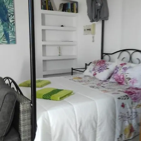Apartmán Atico Con Vistas , Jacuzzi , Terraza Y Barbacoa Arinaga